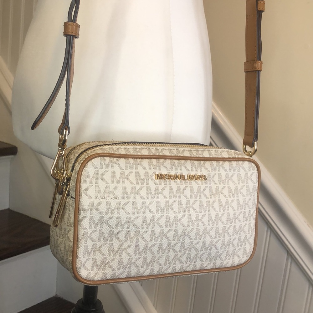 MICHAEL KORS White MK Monogram Jet Set Crossbody Shoulder Bag - Picture 17 of 17